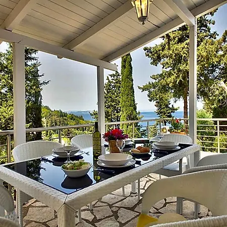 Glyfada Hotel *