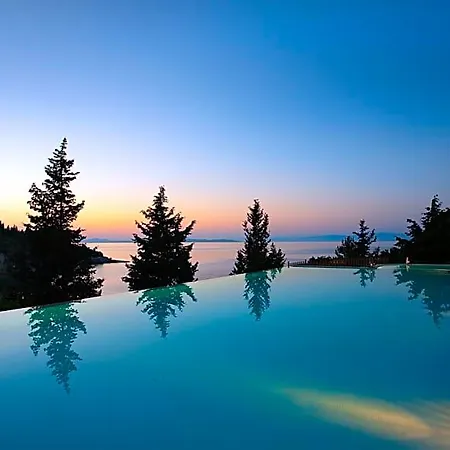 Glyfada Hotel